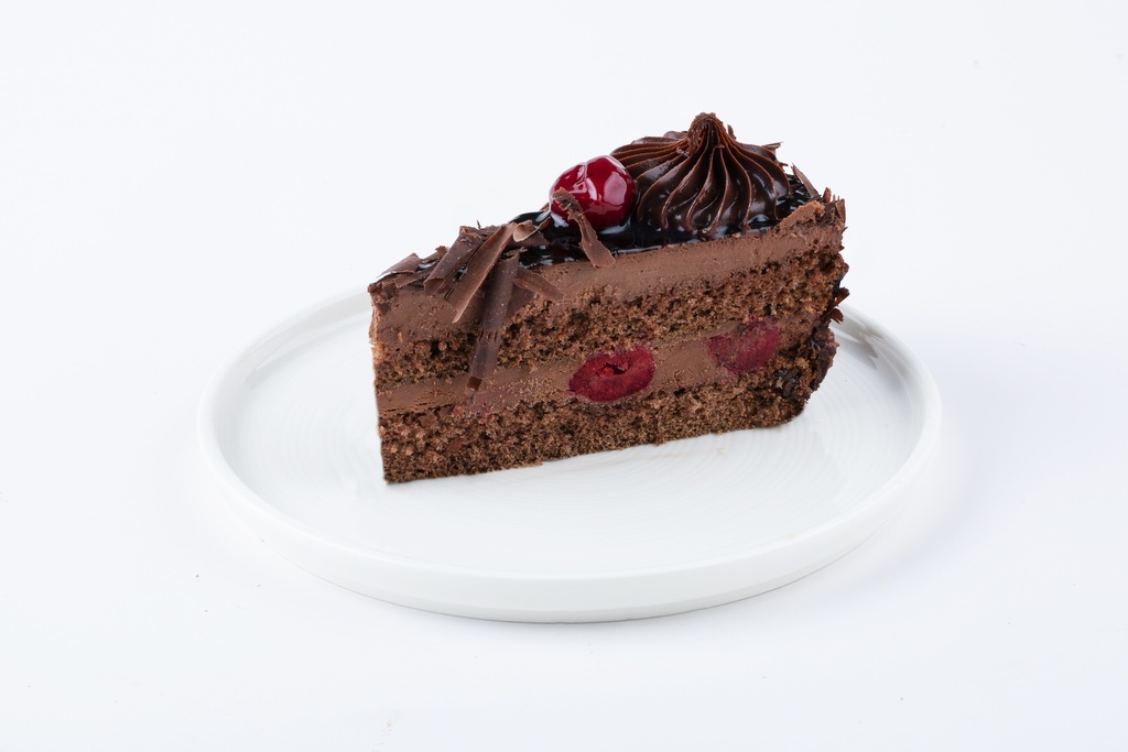 LAMOUR Black Forest Whole Cake  12 Slices 1600gr