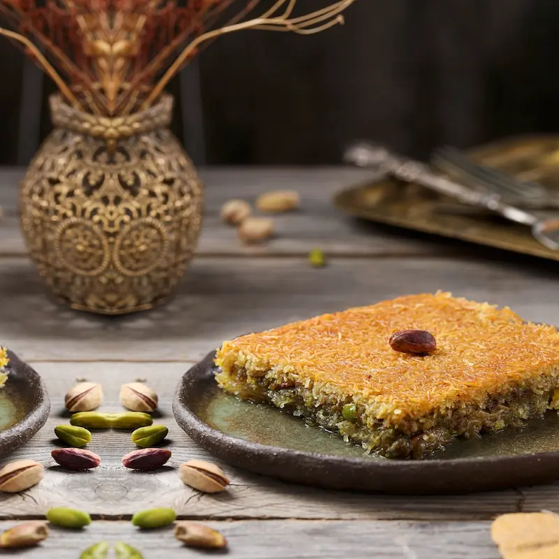 Kataifi with Pistachios - Fıstıklı Kadayıf .webp