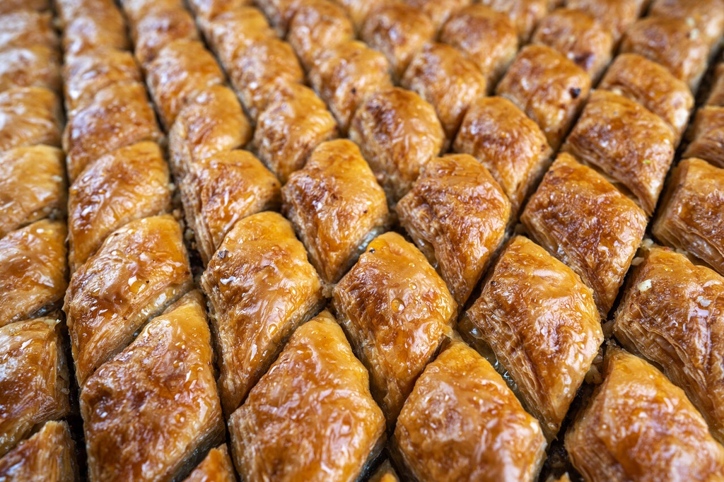 Home Made Style Baklava (Ev Baklavasi)with Walnuts 1250 Gr